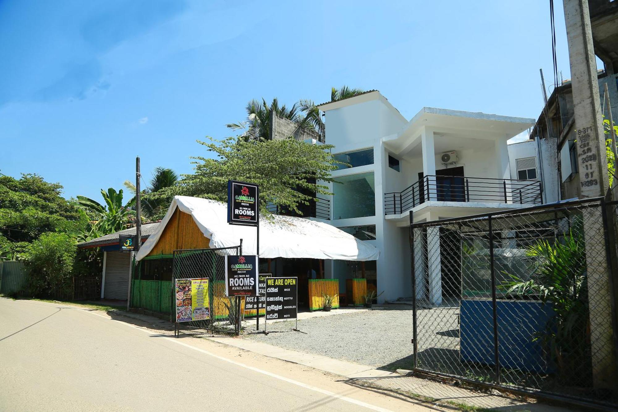 Camellia Hotel & Restaurant Mirissa Exterior foto